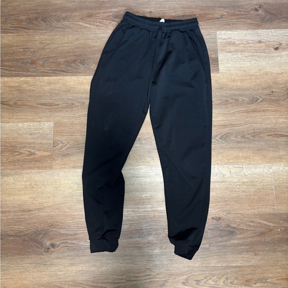 Jogger Lot - Picture 3 of 9